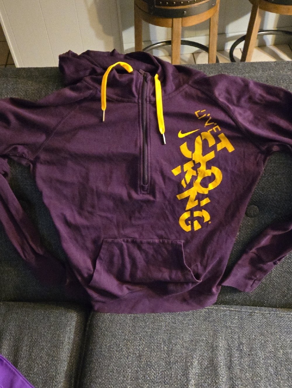 Nike Medium Lightwieght Hoody